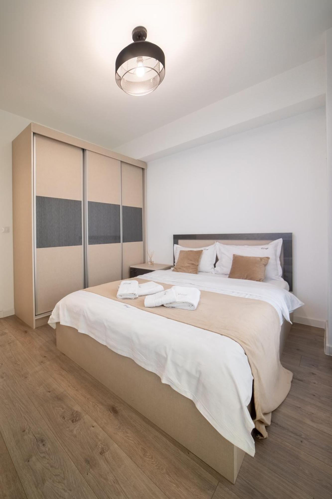 Palace Of Culture Dream Apartments And Studios ヤシ エクステリア 写真