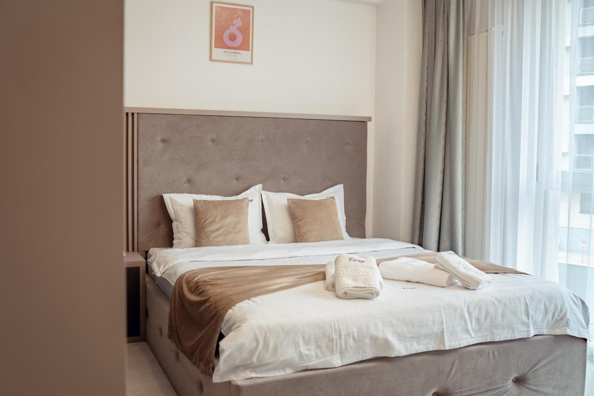 Palace Of Culture Dream Apartments And Studios ヤシ エクステリア 写真