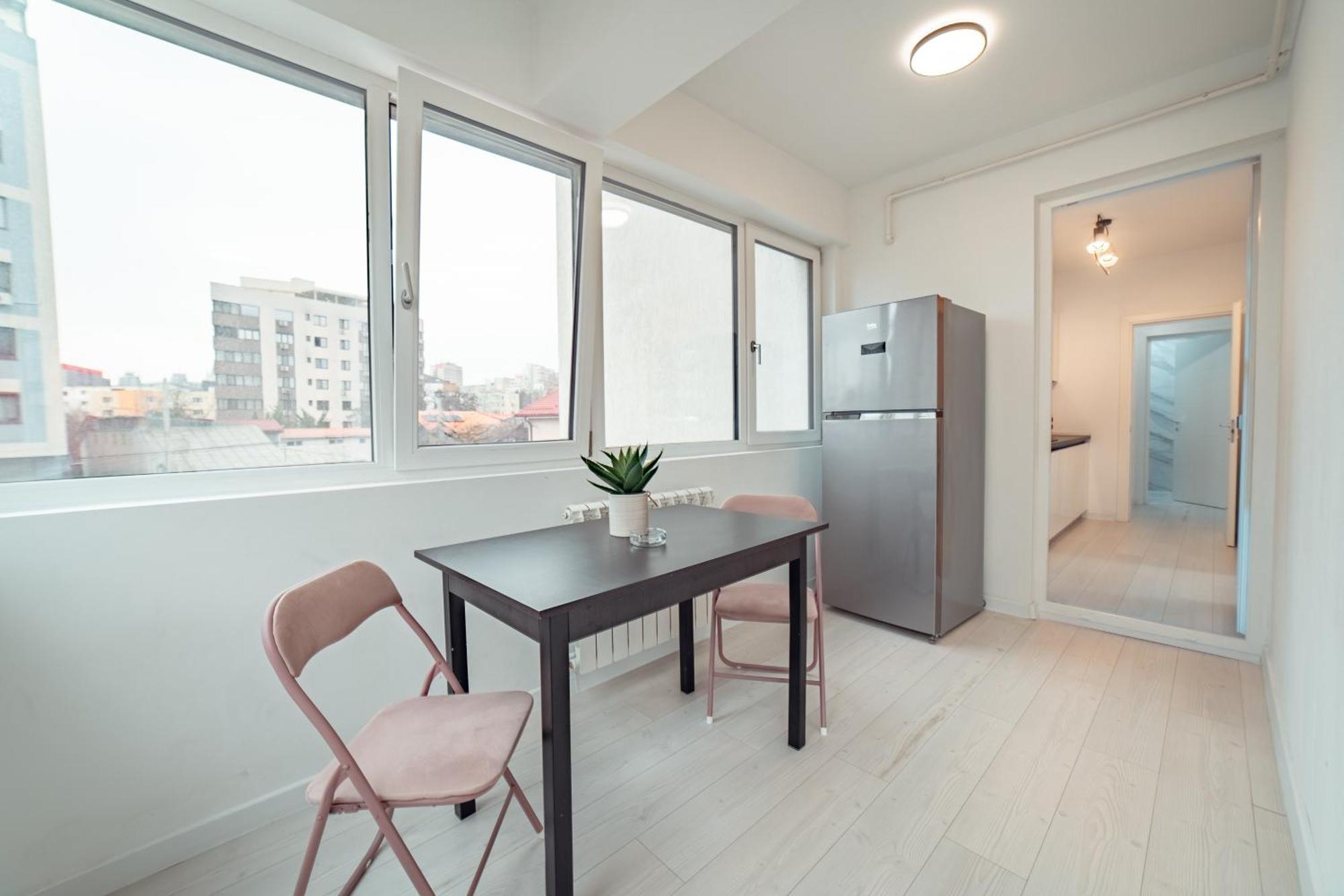 Palace Of Culture Dream Apartments And Studios ヤシ エクステリア 写真